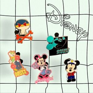 Disney Fab 5 Pin Bundle
